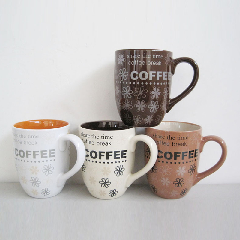 The coffee cup is simple and beautiful, suitable for microwave and dishwasher